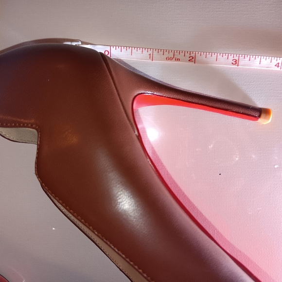 Pumps - Picture 4 of 4